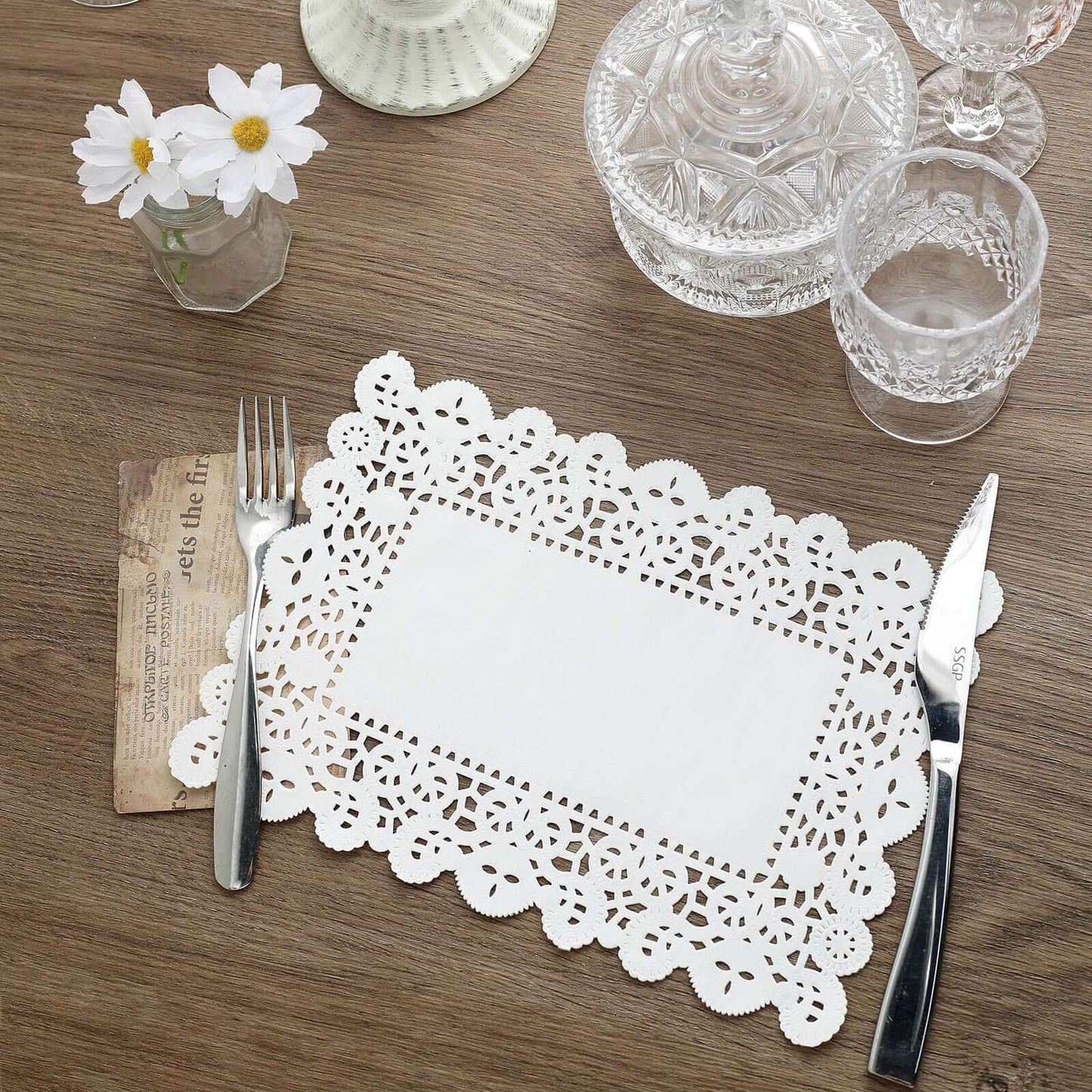 100 Pcs 7"x10" Rectangle White Lace Paper Doilies, Food Grade Paper Placemats Pro Linens