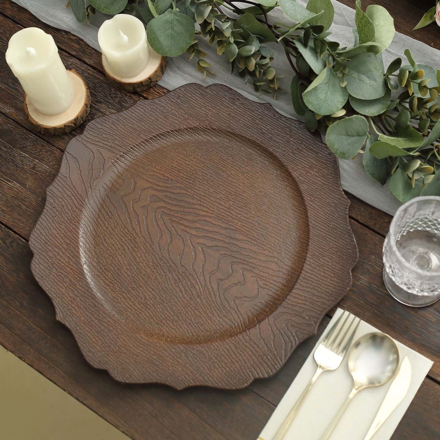 6 Pack 13" Rustic Brown Embossed Wood Grain Acrylic Charger Plates with Scalloped Rim Pro Linens