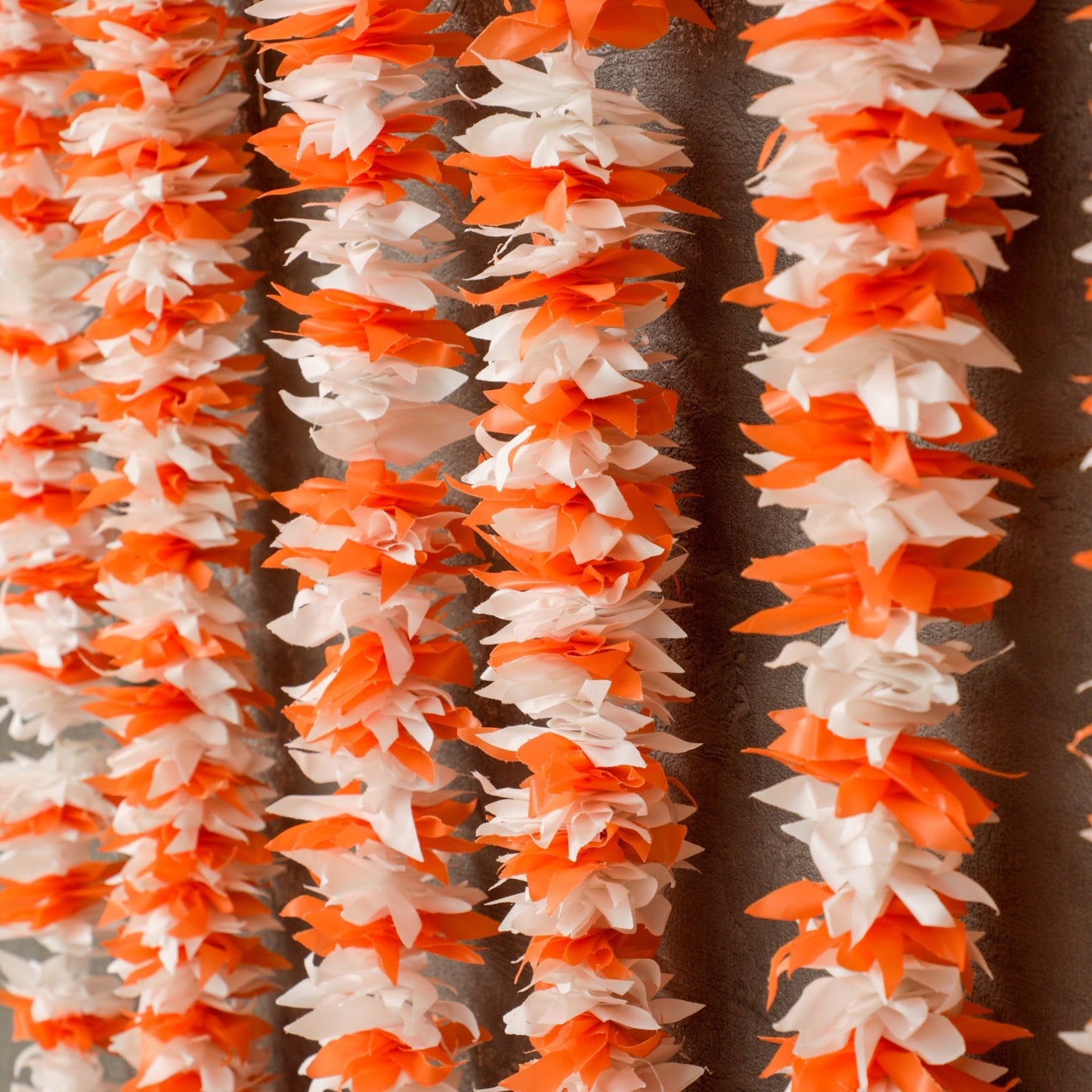 Floral Garland - Orange and White Plastic PRO Indian