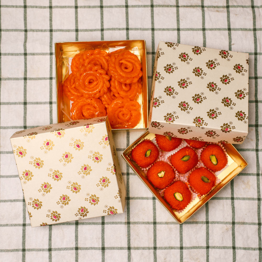 Floral Printed Sweet Boxes Paper PRO Indian