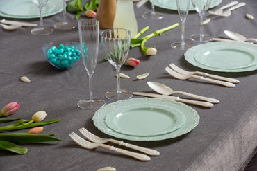 Green Round Plastic Plates - Vintage Plate Pro Linens