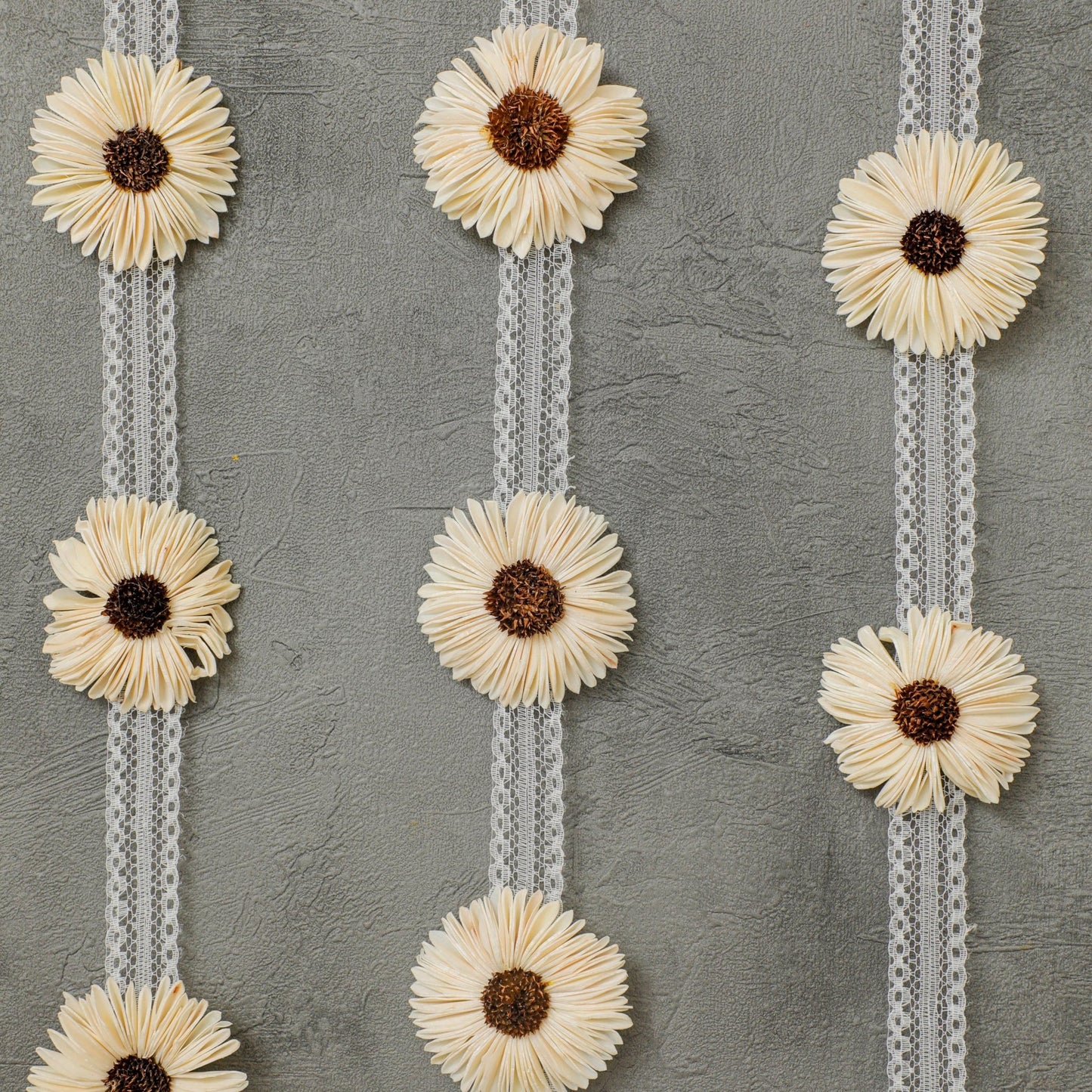 Lace Daisy Garland Shola wood PRO Indian