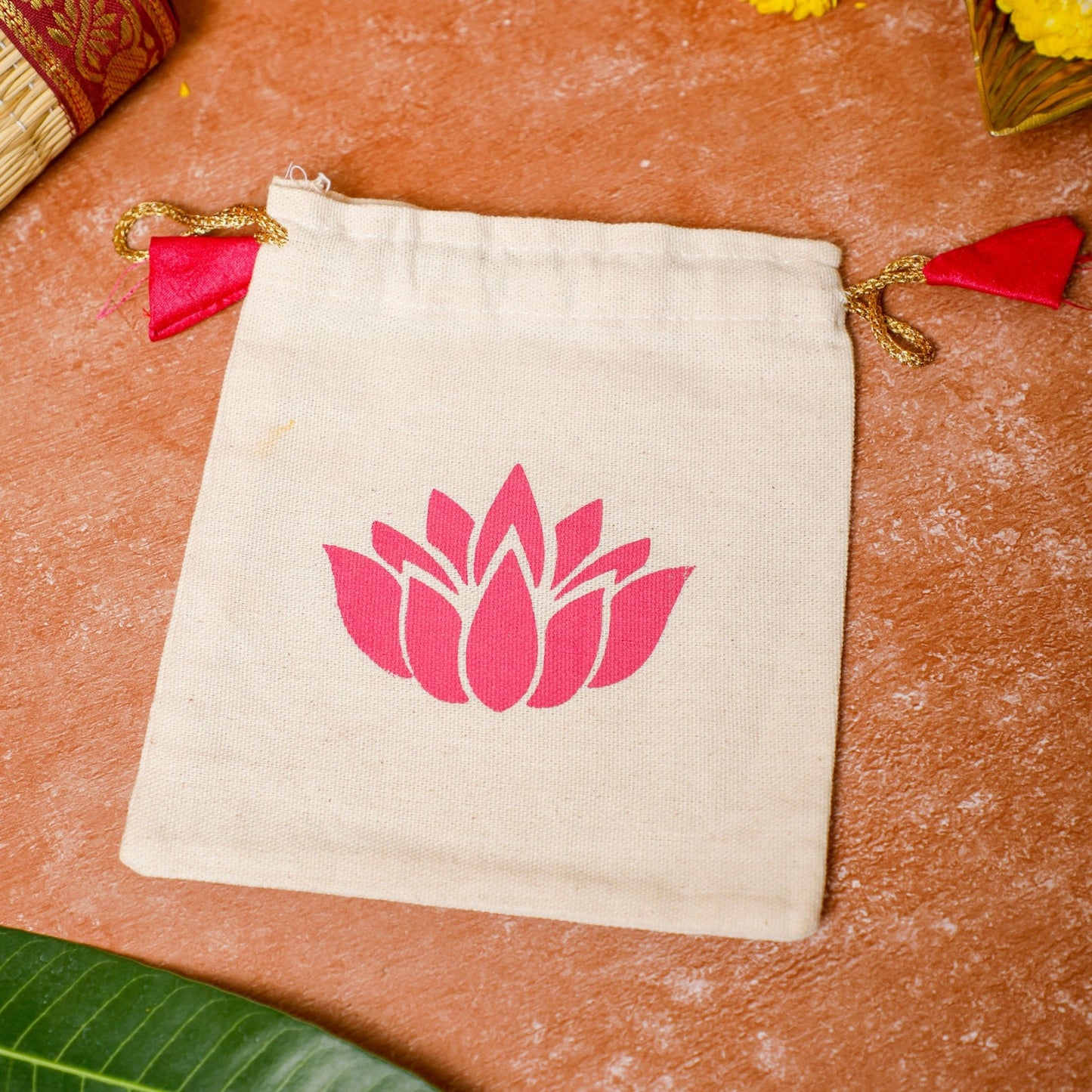 Lotus Fabric Bag Fabric PRO Indian