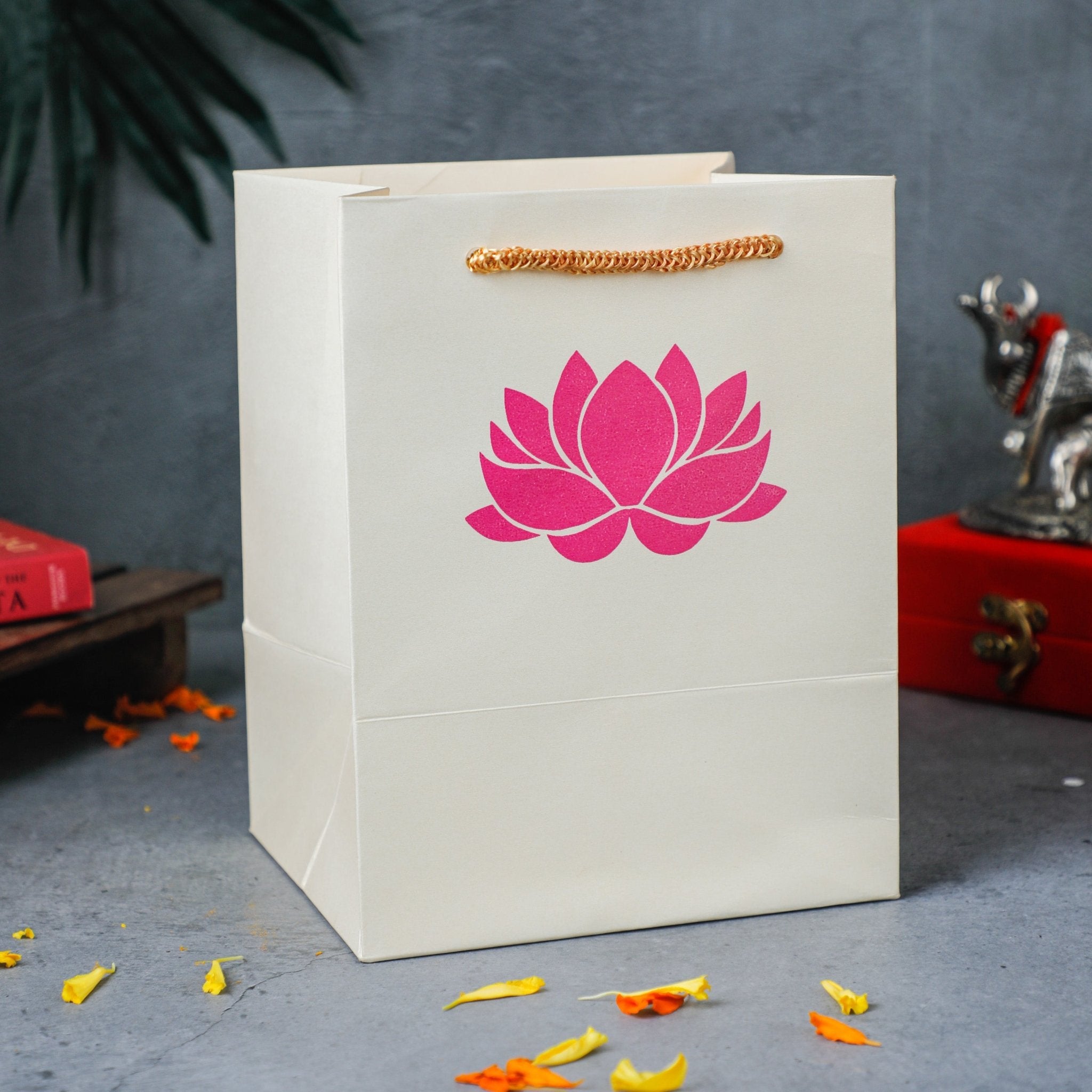 Lotus Gift Bags (8") Paper PRO Indian