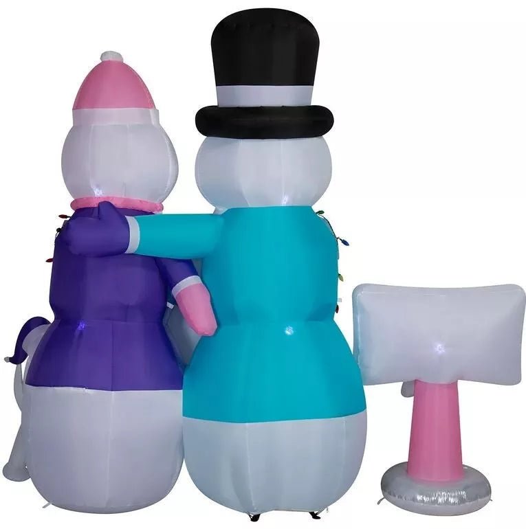 Member‘s Mark 8' Pre - Lit Inflatable Snowman Family - Pro Linens