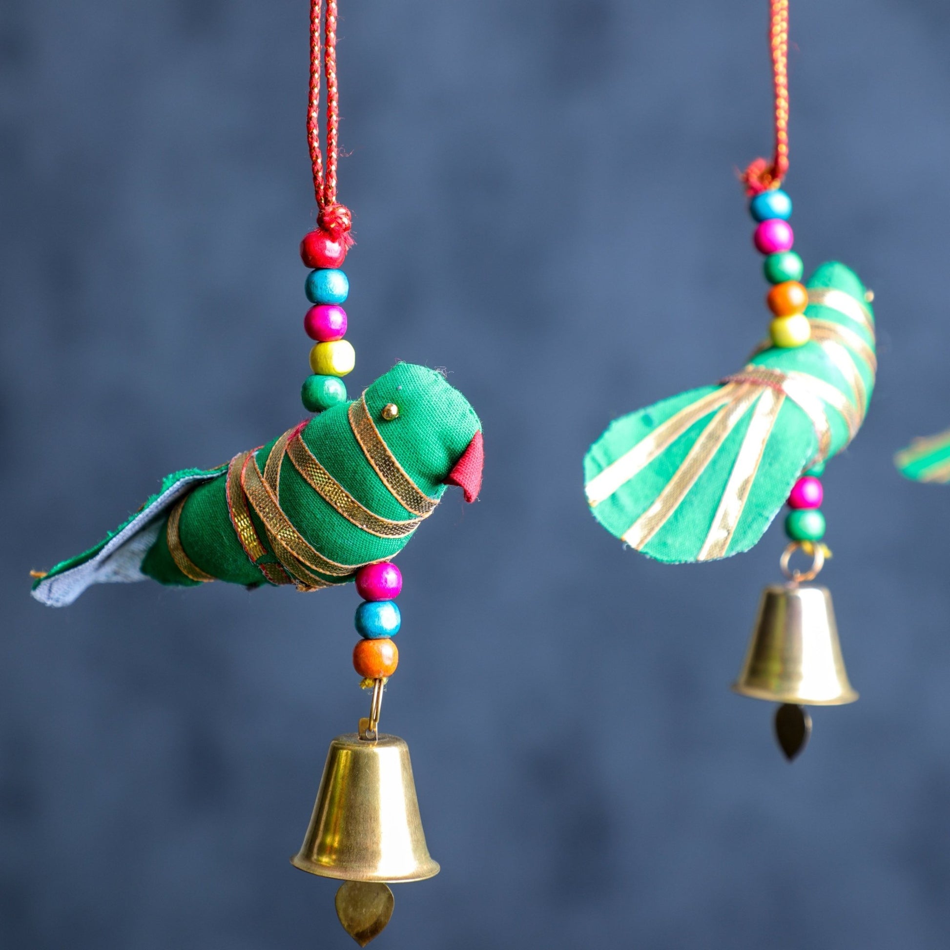 Parrot with Bell Charm Cloth PRO Indian