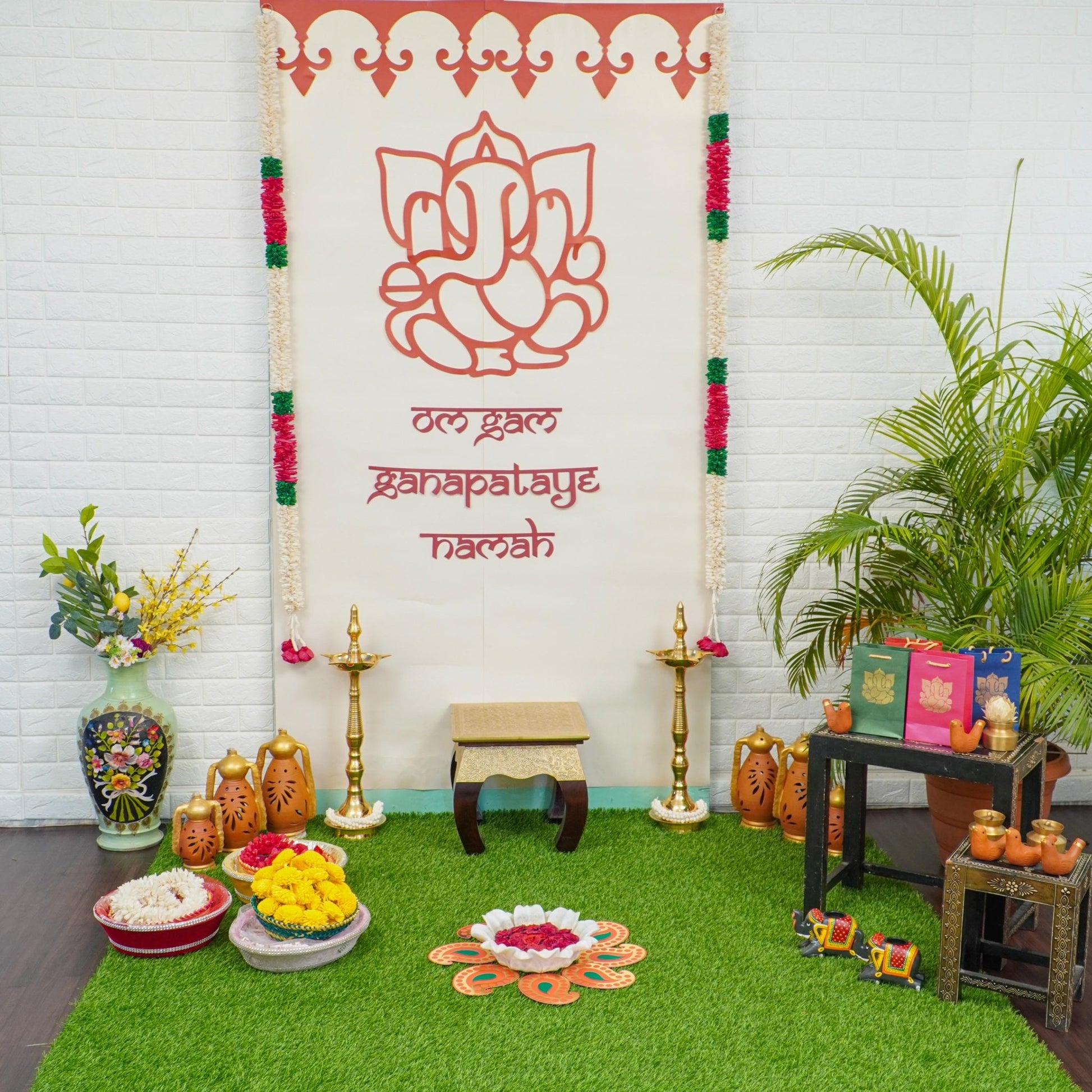 Radiant Ganesha Backdrop kit Kit PRO Indian