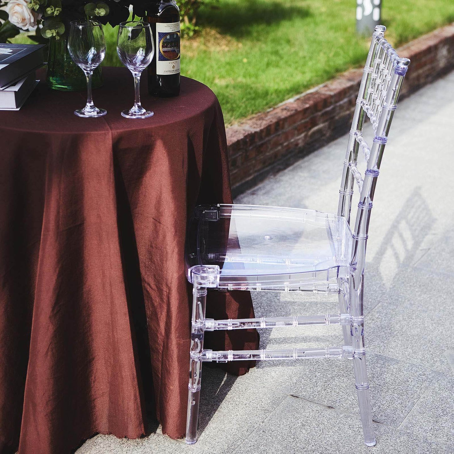 Resin Chiavari Chair Transparent and Stackable Clear - Sleek Armless Design for Weddings & Gatherings Pro Linens