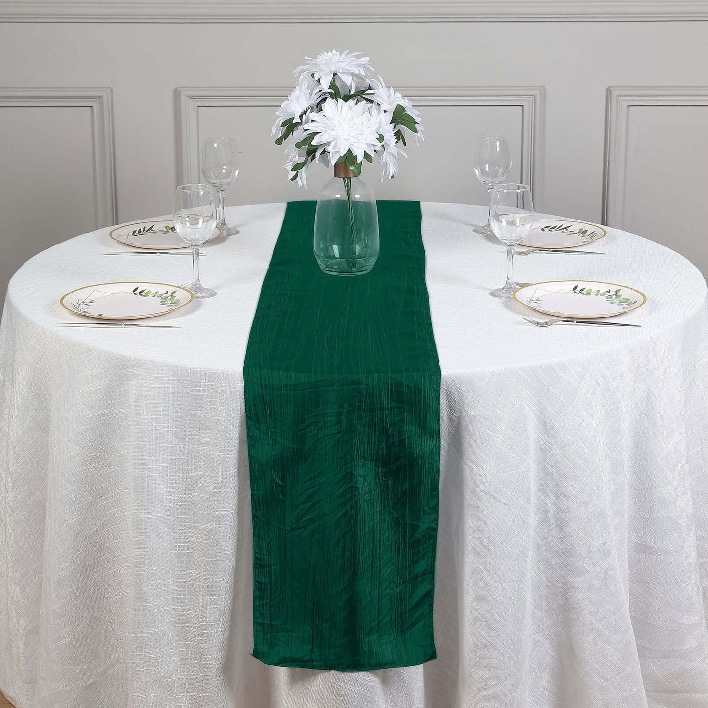 Taffeta 12"x108" Table Runner Hunter Emerald Green - Accordion Crinkle Design Pro Linens