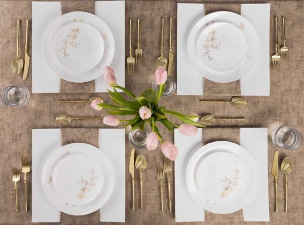 White and Gold Round Plastic Plates - Primrose Plate Pro Linens