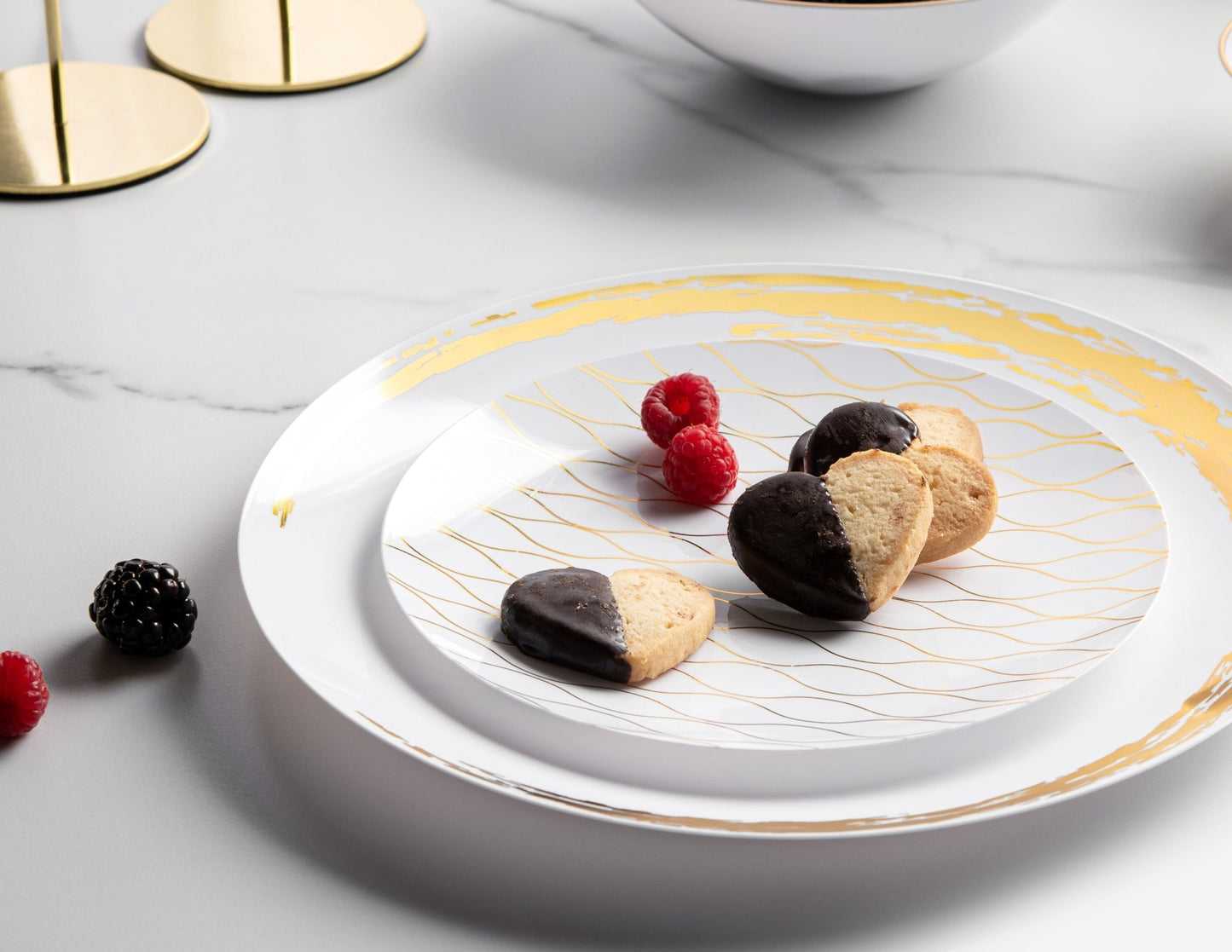 White and Gold Round Plastic Plates - Whisk Plate Pro Linens