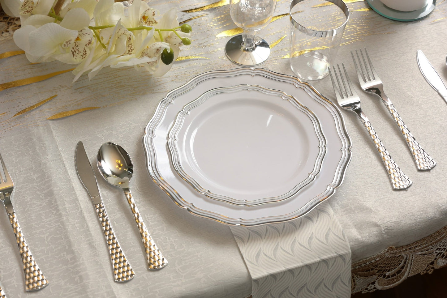 White and Silver Round Plastic Plates 10 Pack - Aristocrat Plate Pro Linens